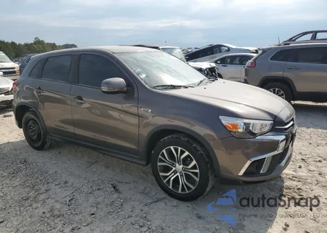 2018 Mitsubishi Outlander Sport Es z USA, uszkodzony, nr VIN JA4AP3AU5JU006061